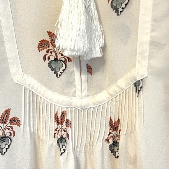 A.L.C. Hari Front Tie Floral Silk Blouse, cream, size 10 - Picture 11 of 16